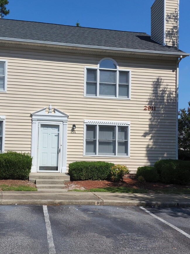 Building Photo - 2911 Cedar Creek Rd