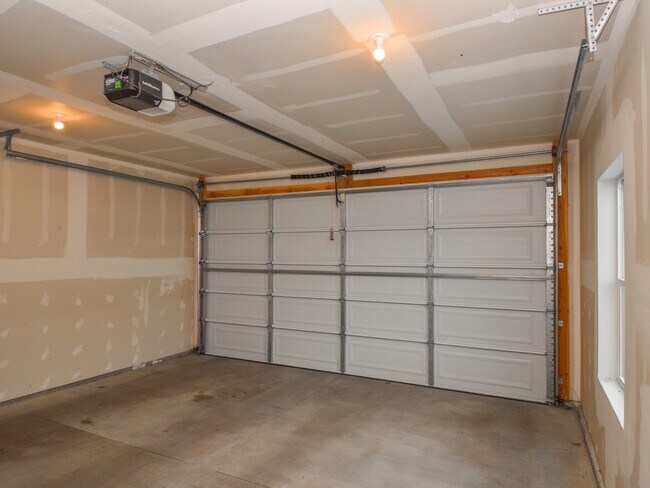 Foto del edificio - 220 Spring Creek Pkwy