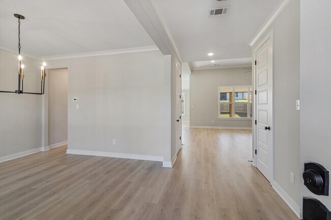 Foto del edificio - 531 Laurel Pk Dr