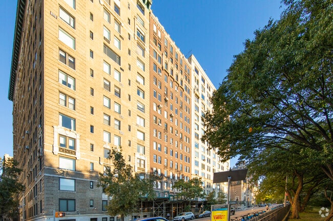 52 Riverside Dr New York, NY 10024 - 52 Riverside Drive Owners Corp