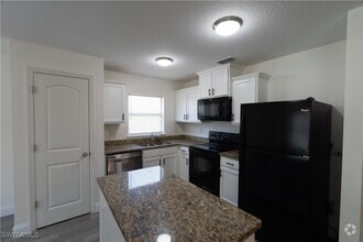 Building Photo - 4558 Barbuda Dr