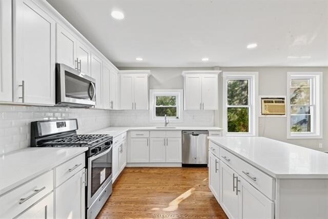 Building Photo - 321 50th St