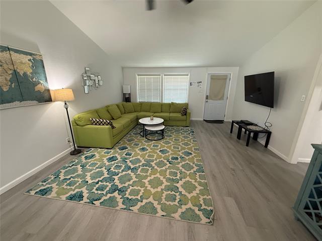 Foto del edificio - 816 Loganwood Ave