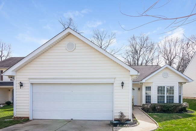 Building Photo - 6013 Spanish Moss Ln
