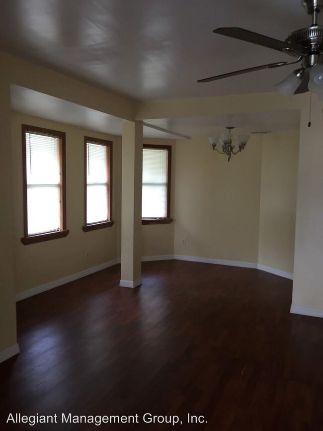 Building Photo - 3 br, 2 bath House - 616 Massachusetts Ave