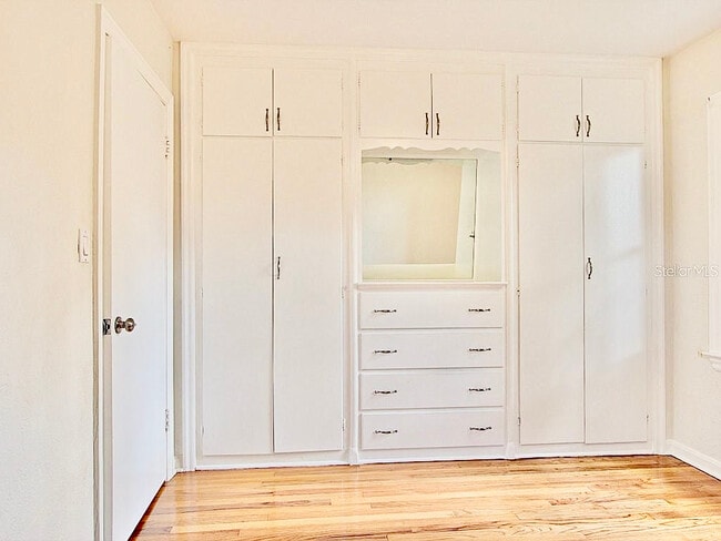 Foto del edificio - 604 N Kentucky Ave