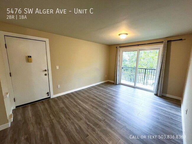 Building Photo - Cozy 2 Bedroom in Sequoia Park Condominium...