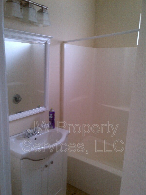 Foto del edificio - 2400 New Orleans St