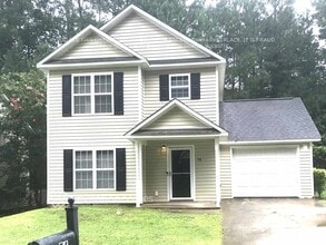 Building Photo - 74 Randolph Dr