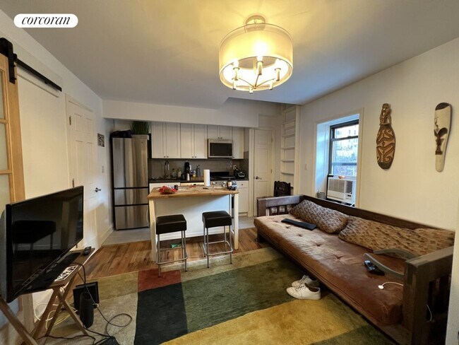Foto del edificio - 358 West End Ave