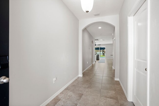 Foto del edificio - Your Dream Home Awaits!!!
