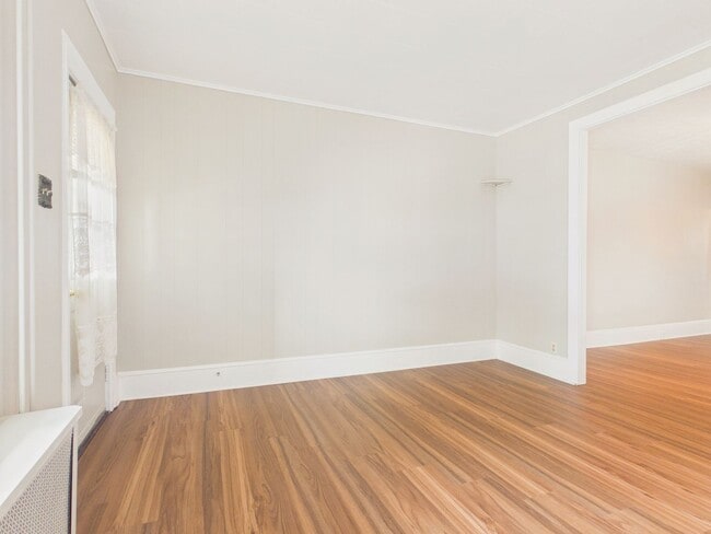 Building Photo - 3 Bedroom House in Harrisburg