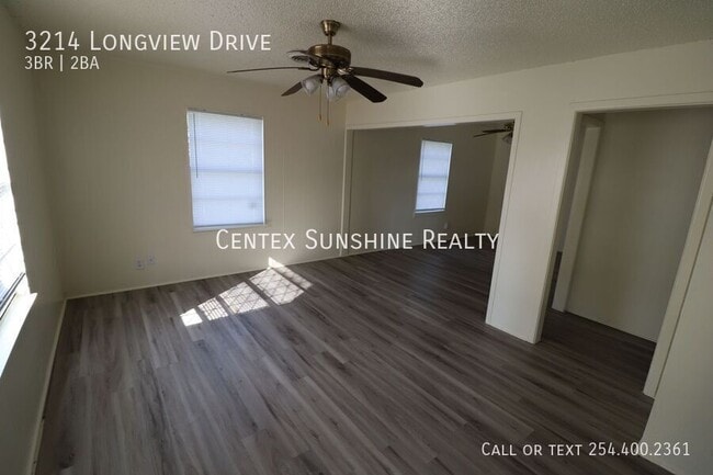 Building Photo - 3214 Longview Dr