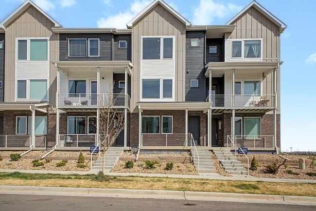 Photo - 689 Saddle Drive Townhome