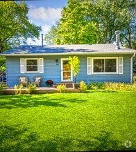 Building Photo - 325 Quantico Ln N
