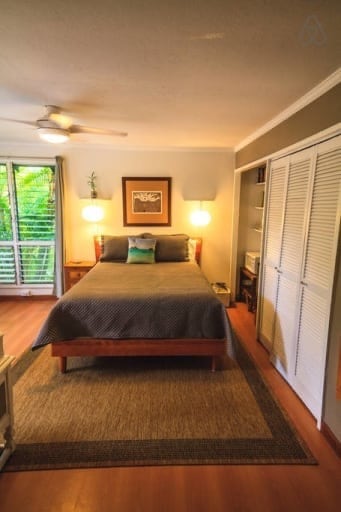queen bed - 264 Pouli Rd