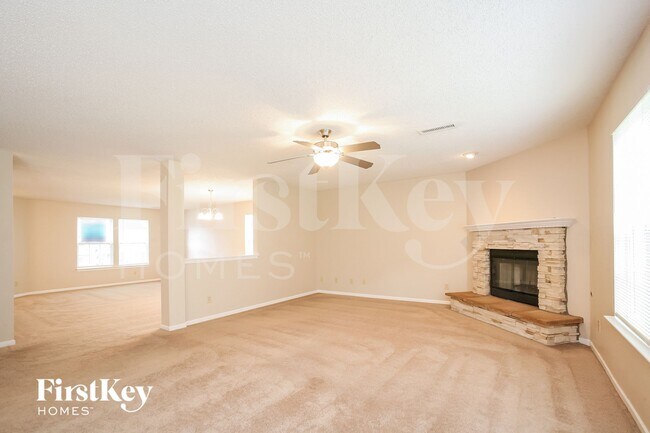 Building Photo - 8827 Browns Valley Ct