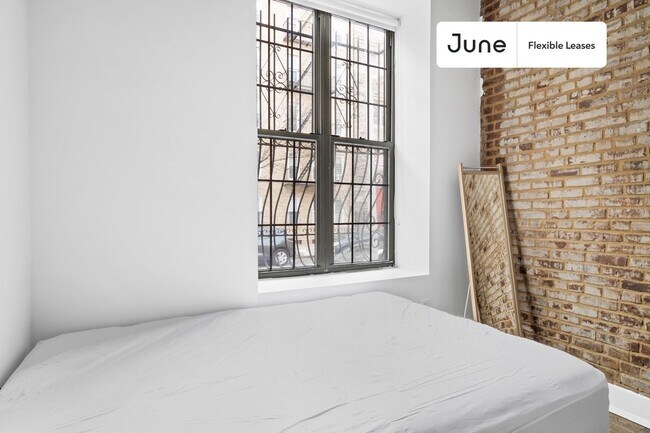 Foto del edificio - Chic ROOM at The Clark House