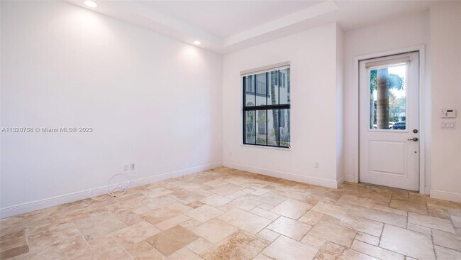Foto del edificio - 8461 NW 51st Ter  8461 Doral Fl 33166