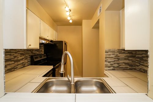 Foto del edificio - 820 Gentleman Rd