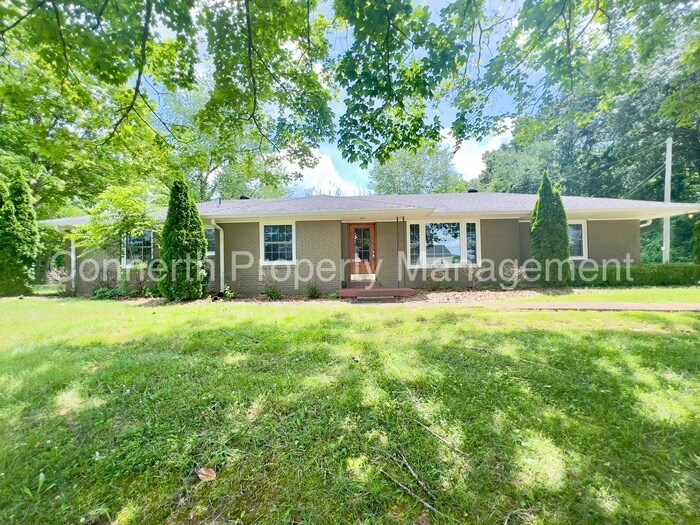 2880 Trough Springs Rd, Clarksville, TN 37043 House Rental in