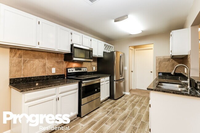 Foto del edificio - 1353 Windsor Way