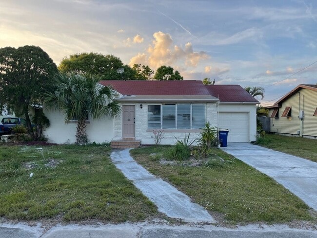 Beautiful fully remodeled home! - Beautiful fully remodeled home!