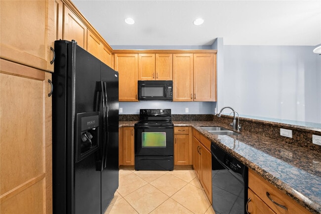 Foto del edificio - 10810 NW 74th Dr