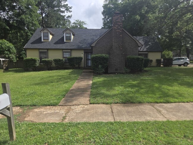 Photo - 5011 Ridge Tree Dr (Memphis, TN) House
