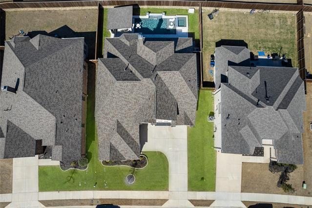 Building Photo - 16921 Eastbrook Dr