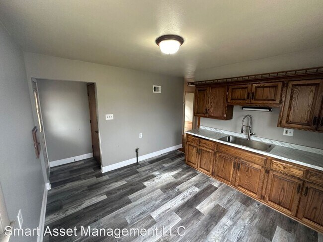 Building Photo - 3 br, 1 bath House - 7356 W Potomac Ave.
