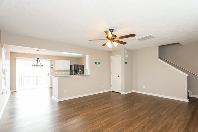 Building Photo - 3024 Rockingham Ct SW