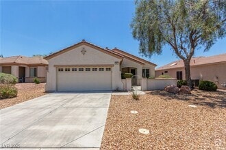 Building Photo - 2871 Goldcreek St