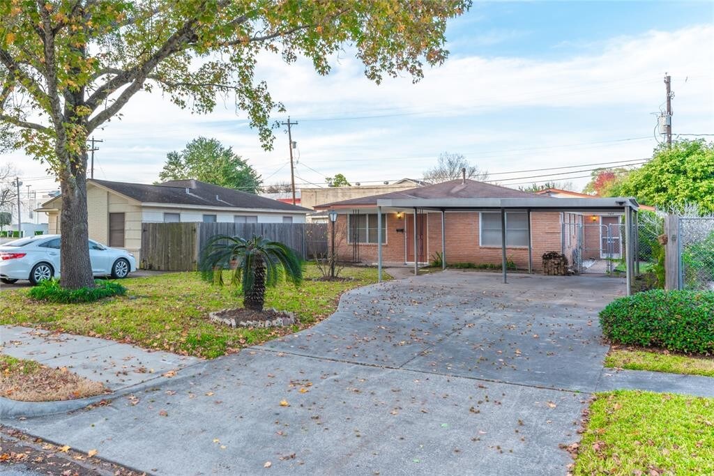 Foto principal - 3428 Bradford St