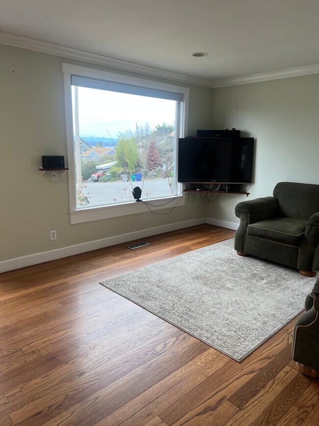 Foto del edificio - 558 Windsor Pl NE