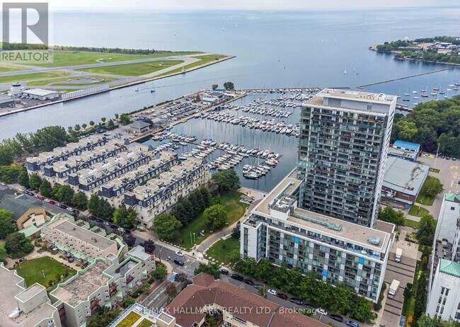 Photo du bâtiment - 90-990 Stadium Rd