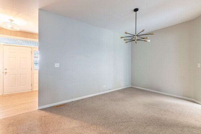 Foto del edificio - 12220 Peartree Way