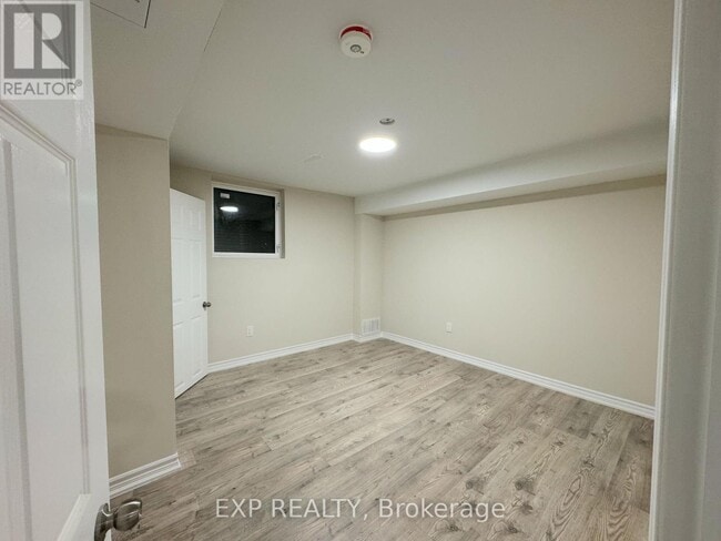 Building Photo - 1022 Glenbourne Dr