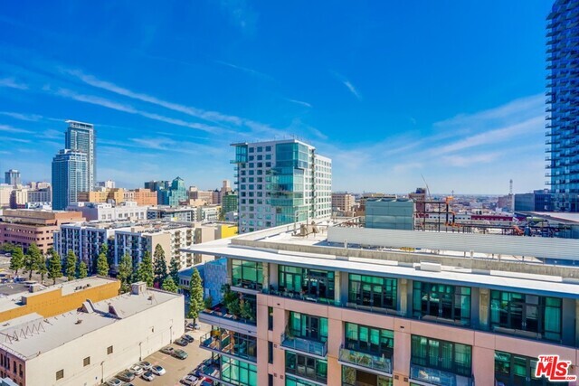 Foto del edificio - 1100 S Hope St