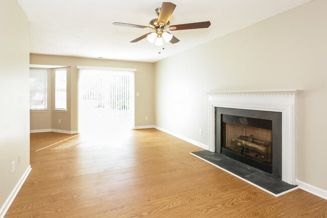 Building Photo - 4204 Runaway Cir
