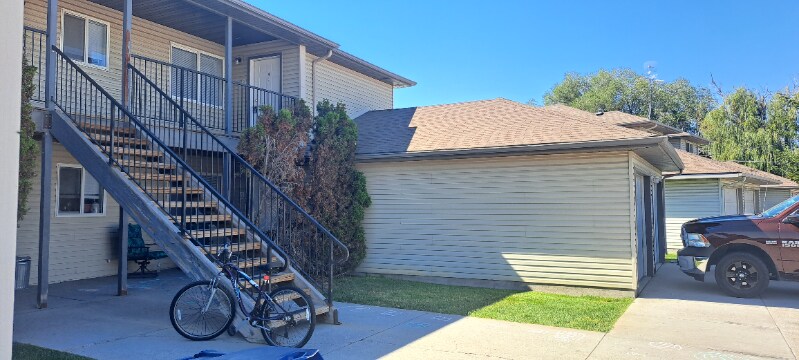 Foto principal - 347 Lenore St