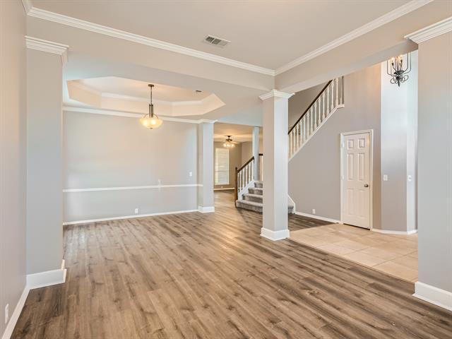 Building Photo - 3017 St Martin Dr