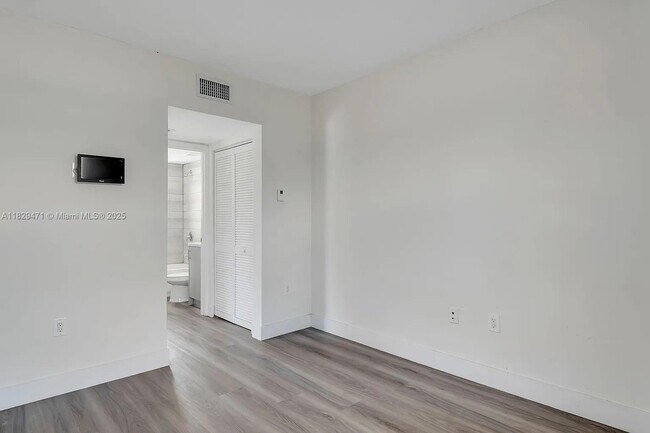 Foto del edificio - 1710 NW 1st Ct