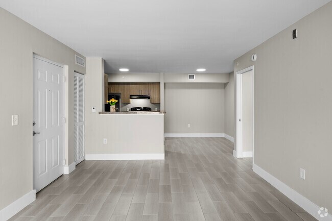 1BR, 1BA - 751SF - Living Room/ Dining Room/ Kitchen - Vista Verde at Coconut Creek