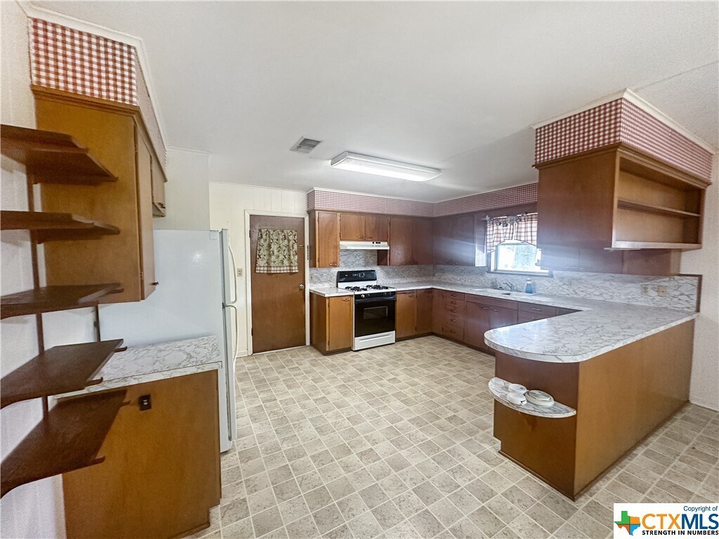 Primary Photo - 516 W 14th St