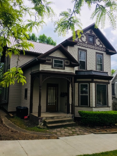 404 Scammel St