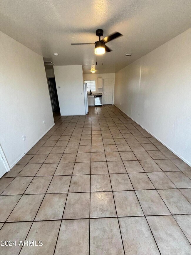 Building Photo - 3610 N Estrella Rd