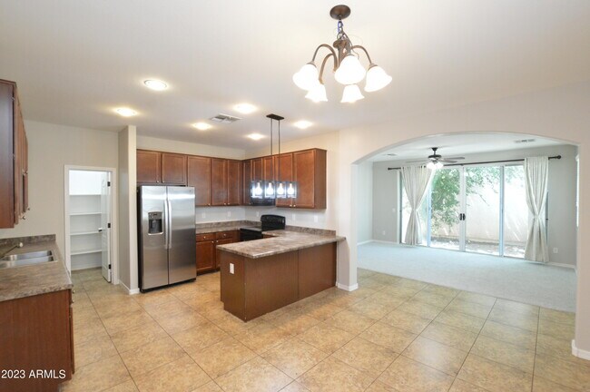 Foto del edificio - 971 S Brewer Dr