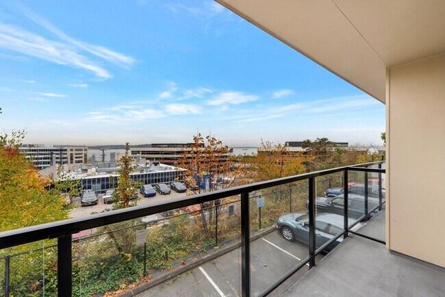 Interior Photo - The Puget Vista Apartments