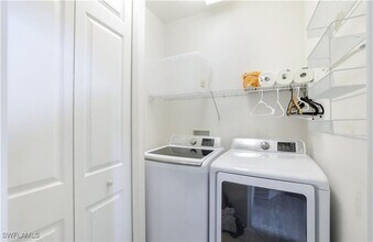 Building Photo - 5928 Sand Wedge Ln